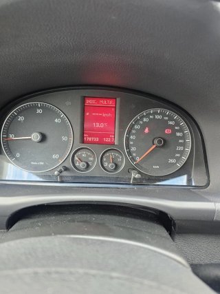 Volkswagen Touran 2010