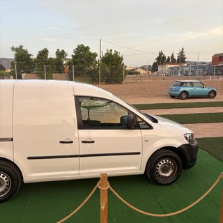 Volkswagen Caddy ! ITV RECIEN PASADA !