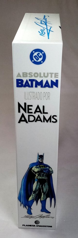 BATMAN ILUSTRADO POR NEAL ADAMS  (Planeta-2007)