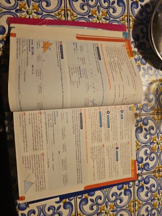 Tutti i colori della matematica ed blu geometria