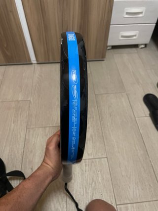Pala de pádel goliat tango