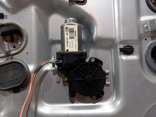ELEVALUNAS DELANTERO DERECHO HYUNDAI SANTA FE (CM