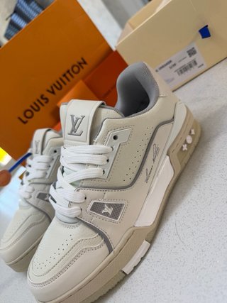 Scarpe Louis Vuitton Beige/Bianche