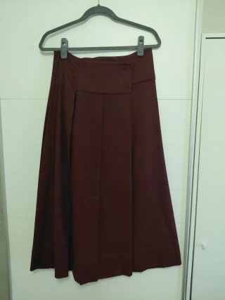 Falda midi Zara evasé burdeos Talla S