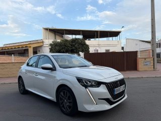 Peugeot 208 2022