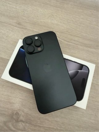 iPhone 16 Pro Negro