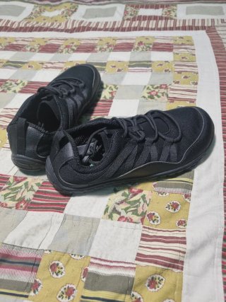 Zapatillas Saguaro Talla 40 Negras