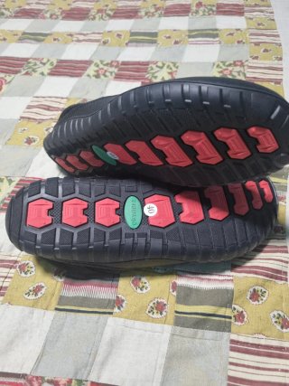 Zapatillas Saguaro Talla 40 Negras