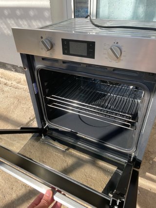 Horno eléctrico con bandeja