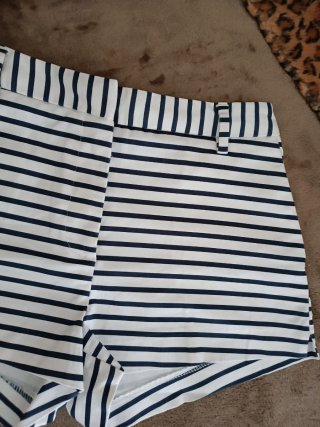 Pantaloncino H&M righe blu e bianche