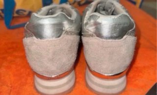 Zapatillas chica beige y plata