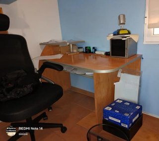 Dormitorio juvenil beige y azul