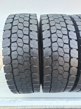 4, 315/70R22.5 154/150L-152/148M