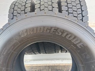 4, 315/70R22.5 154/150L-152/148M