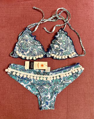 Bikini triangolo e slip brasiliana