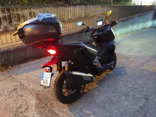 Honda ADV 350 Negra transferencia incluido