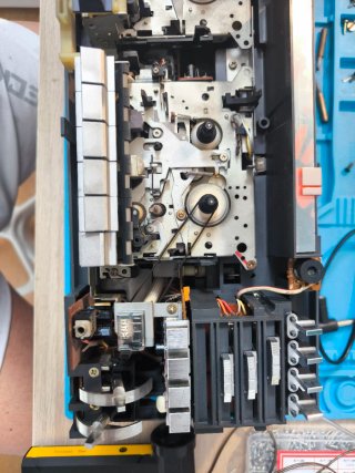 Radio Cassette con Bluetooth Sanyo MW22
