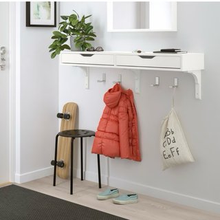 Mueble recibidor Ikea blanco con cajones