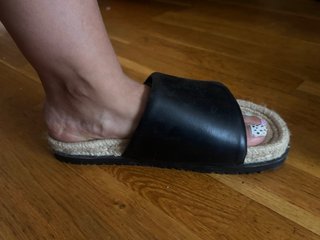 Sandalias Zara negras y beige