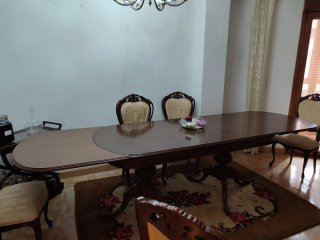 Mesa  de comedor con  6 sillas