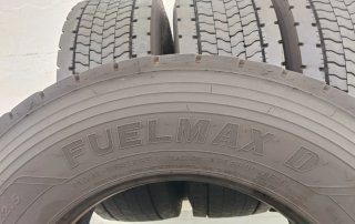 4, 315/70R22.5 154/150L-152/148M