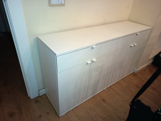 URGE VENTA !  Aparador blanco VIHALS 140x37x75 cm