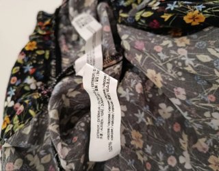 Mono falda pantalón floral negro Stradivarius T.M