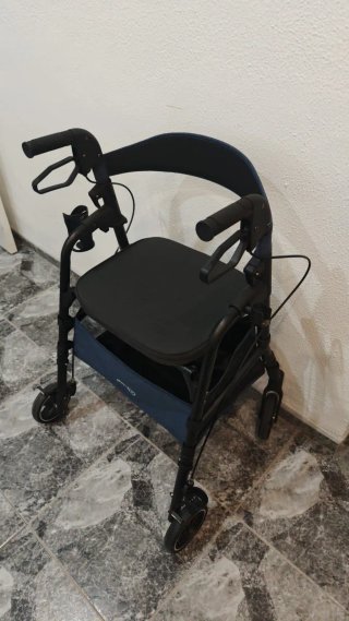 Andador para mayores sin estrenar