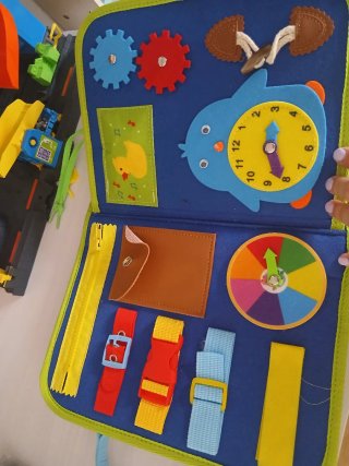 Libro de actividades sensoriales para niños