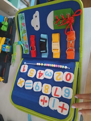Libro de actividades sensoriales para niños