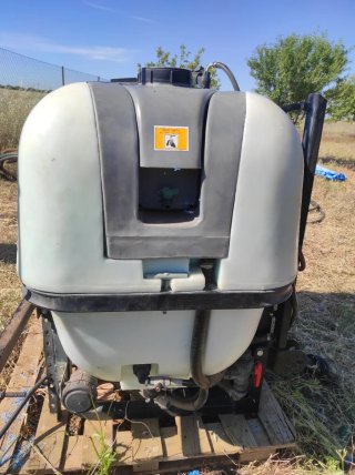 Pulverizadora hidráulica 600