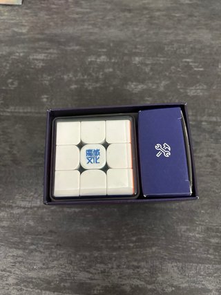 Cubo Moyu WRM V9 Edición Especial