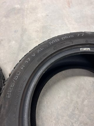 Neumático Uniroyal 225/50R17 98V