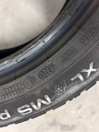 Neumático Uniroyal 225/50R17 98V