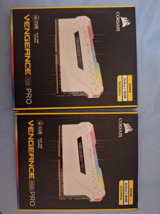 Corsair Vengeance RGB Pro DDR4 32GB