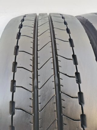 2, 315/70R22.5  156/150L