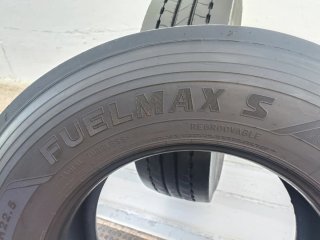 2, 315/70R22.5  156/150L