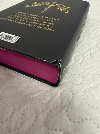 Libro Una corte de alas y ruina. Edición especial