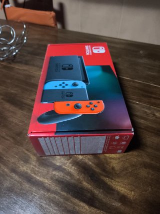 Caja Nintendo Switch VACIA