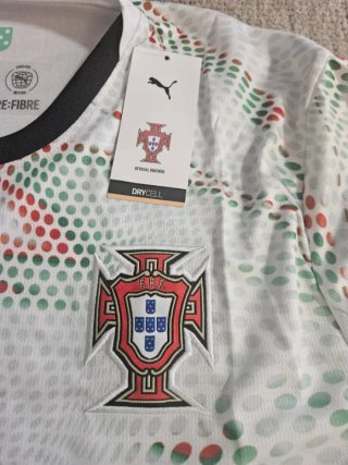 Equipación Selección Portugal Talla XL Puma