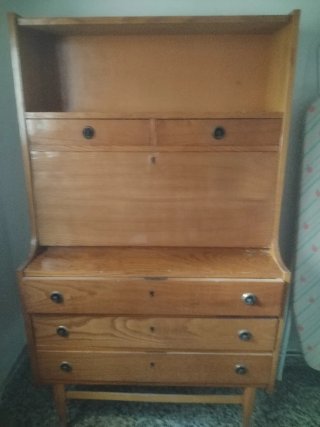Escritorio de madera vintage