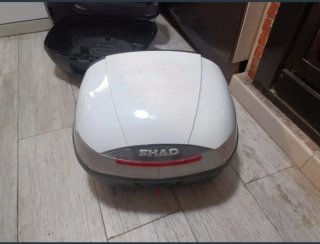 Maleta Shad 37L Tapa Blanca + Parrilla