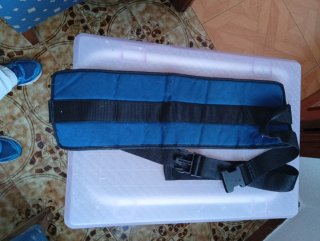 Cinturón abdominal para contener personas