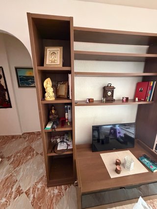 Mueble de salón madera y cristal