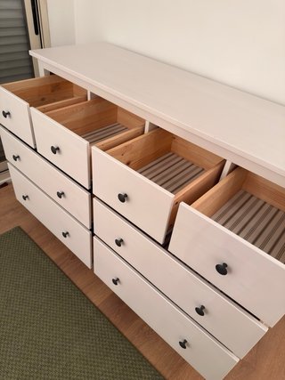 Cómoda IKEA Hemnes 8 cajones blanca