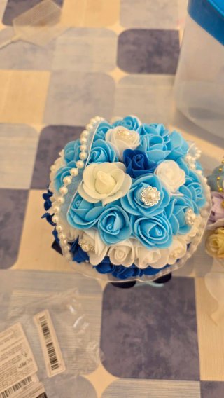 Se hace detalles de bodas ,bautizos ,centros de me
