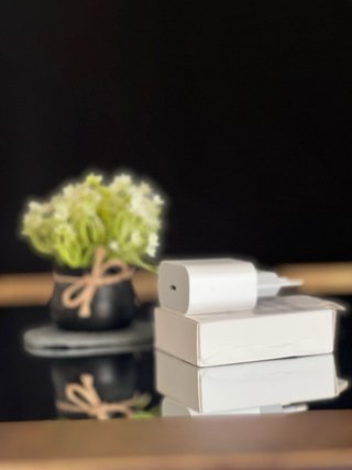 Cargador RÁPIDO iPhone 20W USB-C Apple