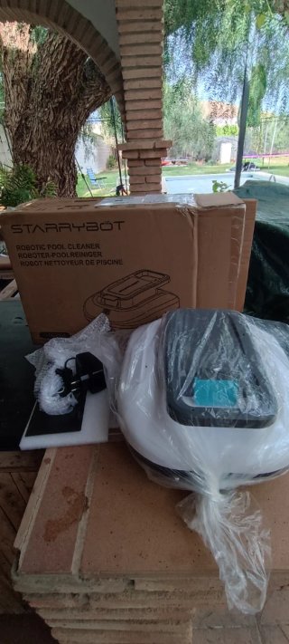 Robot Limpiafondos Piscina Nuevo