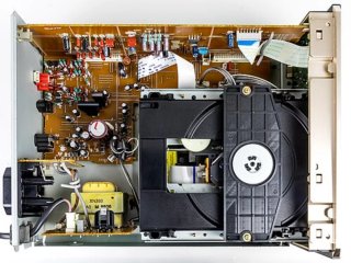Reproductor CD Yamaha Natural Sound CDX-E100