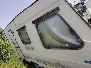 Caravana Adria Optima 750kg